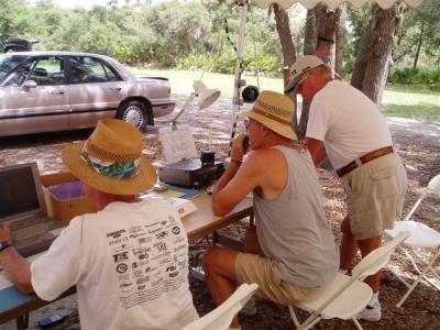 EARS/TARC Field Day 2004 - Photos by Dan Tomcik K4OU - Slide 8