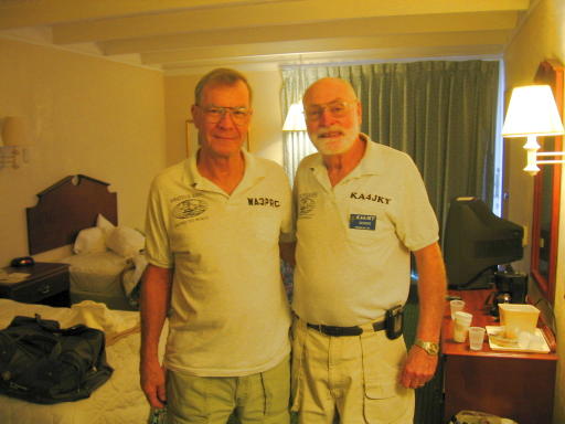 EARS Members at the 2009 Orlando HamCation - Slide 7