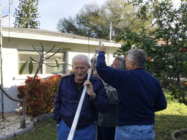 Ears Members Testing a R7 Antenna - Slide 3