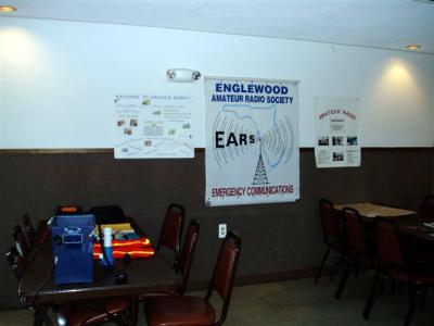 Ham Radio Demo for Summer Camp Kids at Tringali Center -  Photos by Martin W4MHH - Slide 1