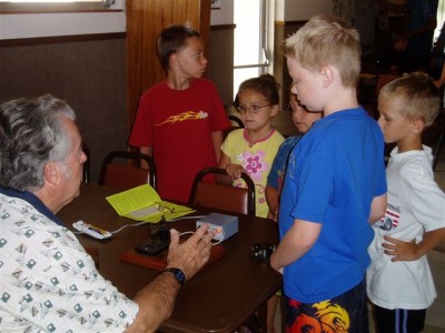 Ham Radio Demo for Summer Camp Kids at Tringali Center -  Photos by Martin W4MHH - Slide 14