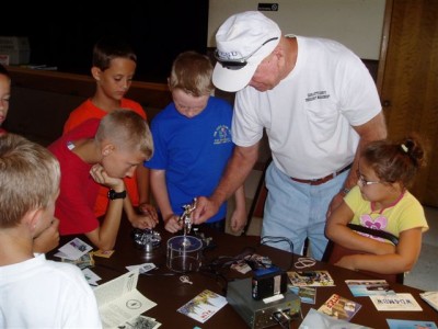 Ham Radio Demo for Summer Camp Kids at Tringali Center -  Photos by Martin W4MHH - Slide 36