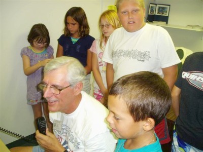 Ham Radio Demo for Summer Camp Kids at Tringali Center -  Photos by Martin W4MHH - Slide 42