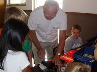 Ham Radio Demo for Summer Camp Kids at Tringali Center -  Photos by Martin W4MHH - Slide 51