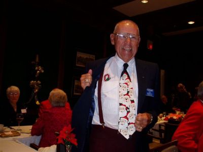 Ears Christmas Party - 2006 <br> Photos by Martin N4FA  - Slide 6