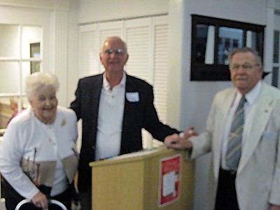 Ears Christmas Party 2011 - Slide 4