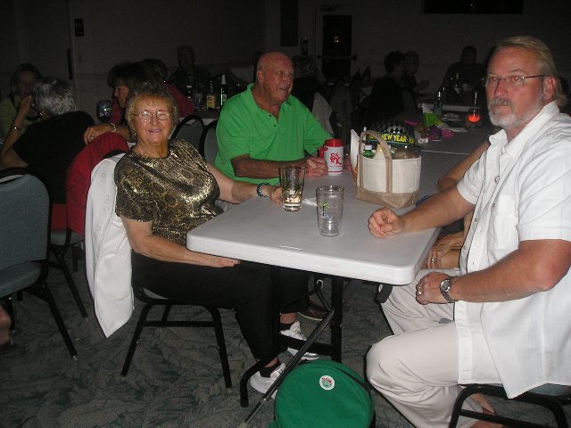 New Years Eve at Gulf to Bay <br> Photos by Ivamae Janes - Slide 3