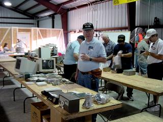 Charlotte County Hamfest 2002 Slide 18