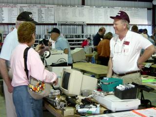 Charlotte County Hamfest 2002 Slide 37