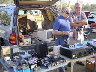 Charlotte County Hamfest 2002 Slide 46