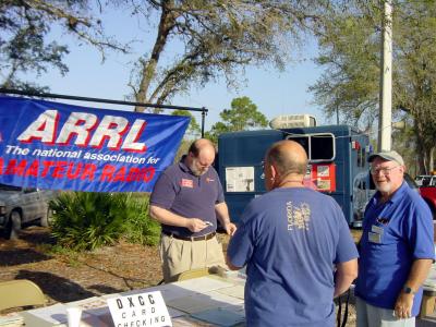 Charlotte County Hamfest 2004 - Slide 32