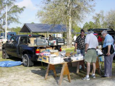 Charlotte County Hamfest 2004 - Slide 41